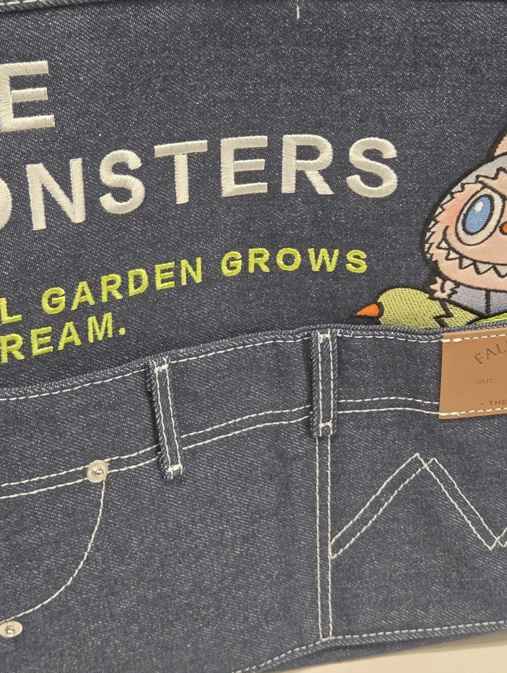 POP‎ MART MONSTERS FALL IN WILD SERIES-Denim Messenger Labubu Bag 100% Authentic